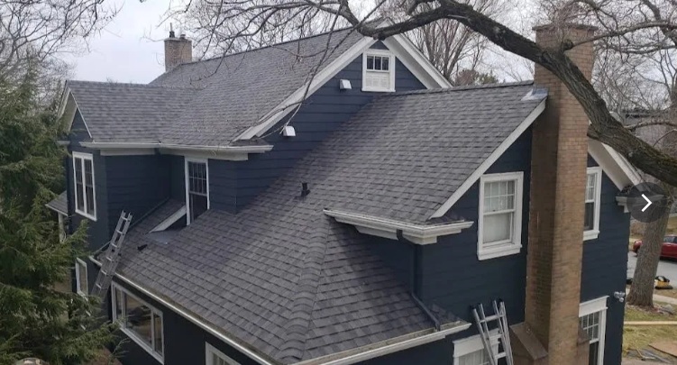 Completed shingle roof